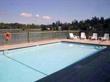 Hotel Comfort And Suites Victoria